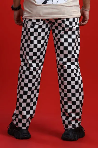 BLACK & WHITE CHECKERED PANT