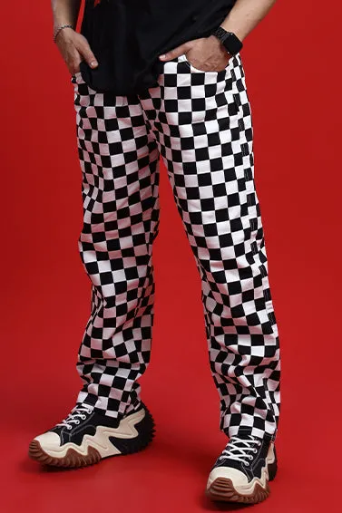 BLACK & WHITE CHECKERED PANT